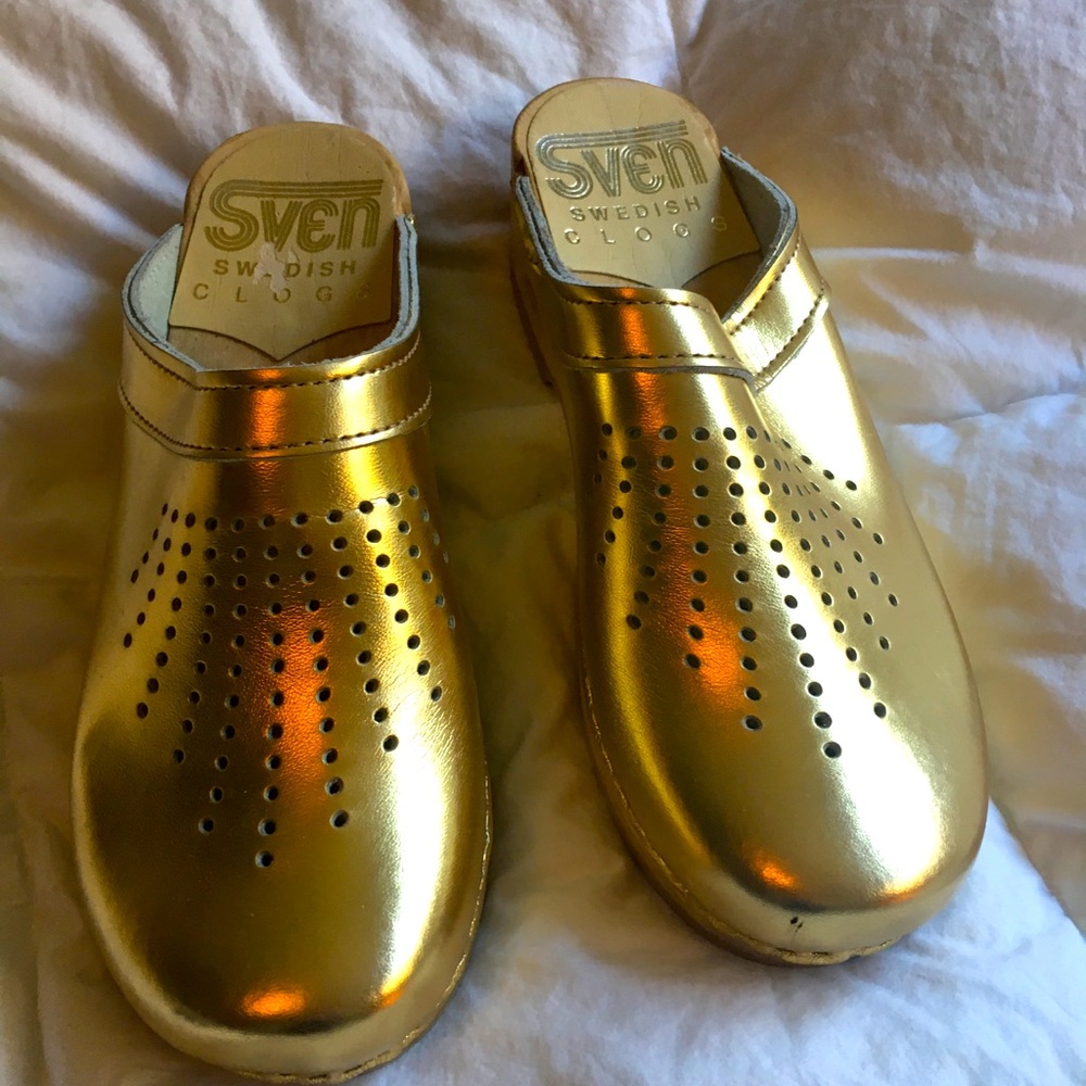 Sven Swedish Spray Punch Gold Leather Clog Shoe